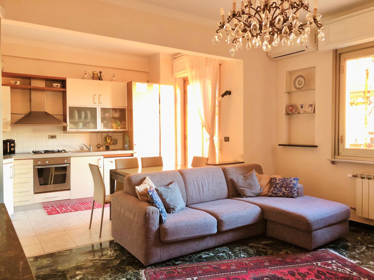 Appartamento in vendita in via federico donaver, Genova