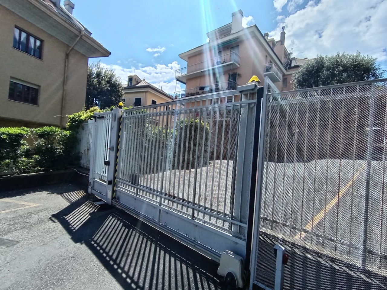 Appartamento con terrazzo in via dodecaneso, Genova