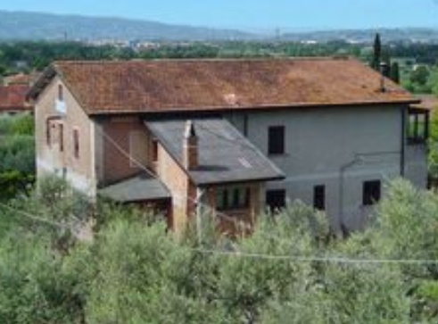 Casa indipendente con giardino a Casella