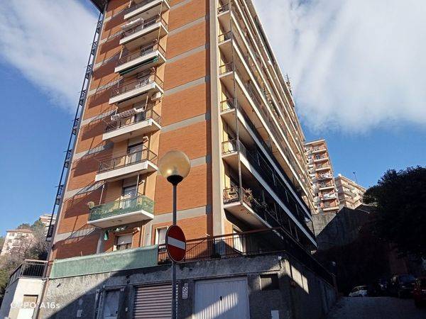 Appartamento in vendita in via negroponte, Genova