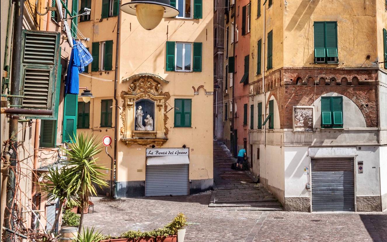 Trilocale in vendita in via emilio bensa, Genova