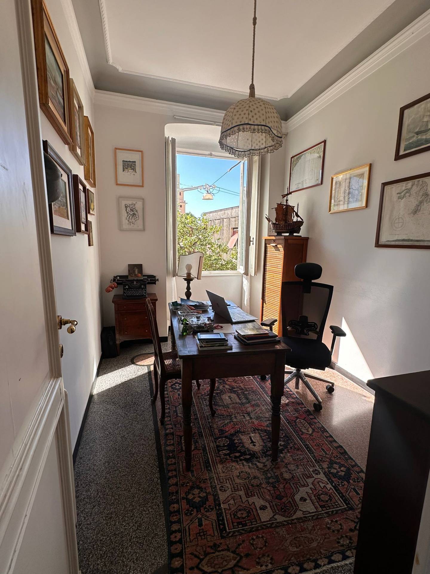 Appartamento vista mare in via oberto cancelliere, Genova