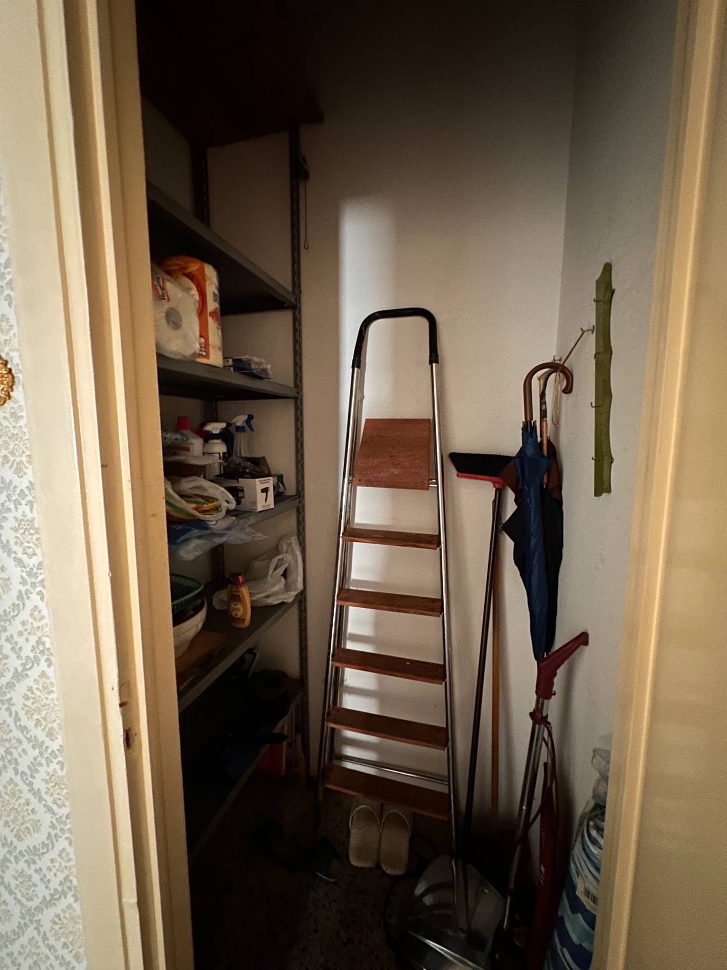 Trilocale da ristrutturare in salita torre del menegotto, Rapallo