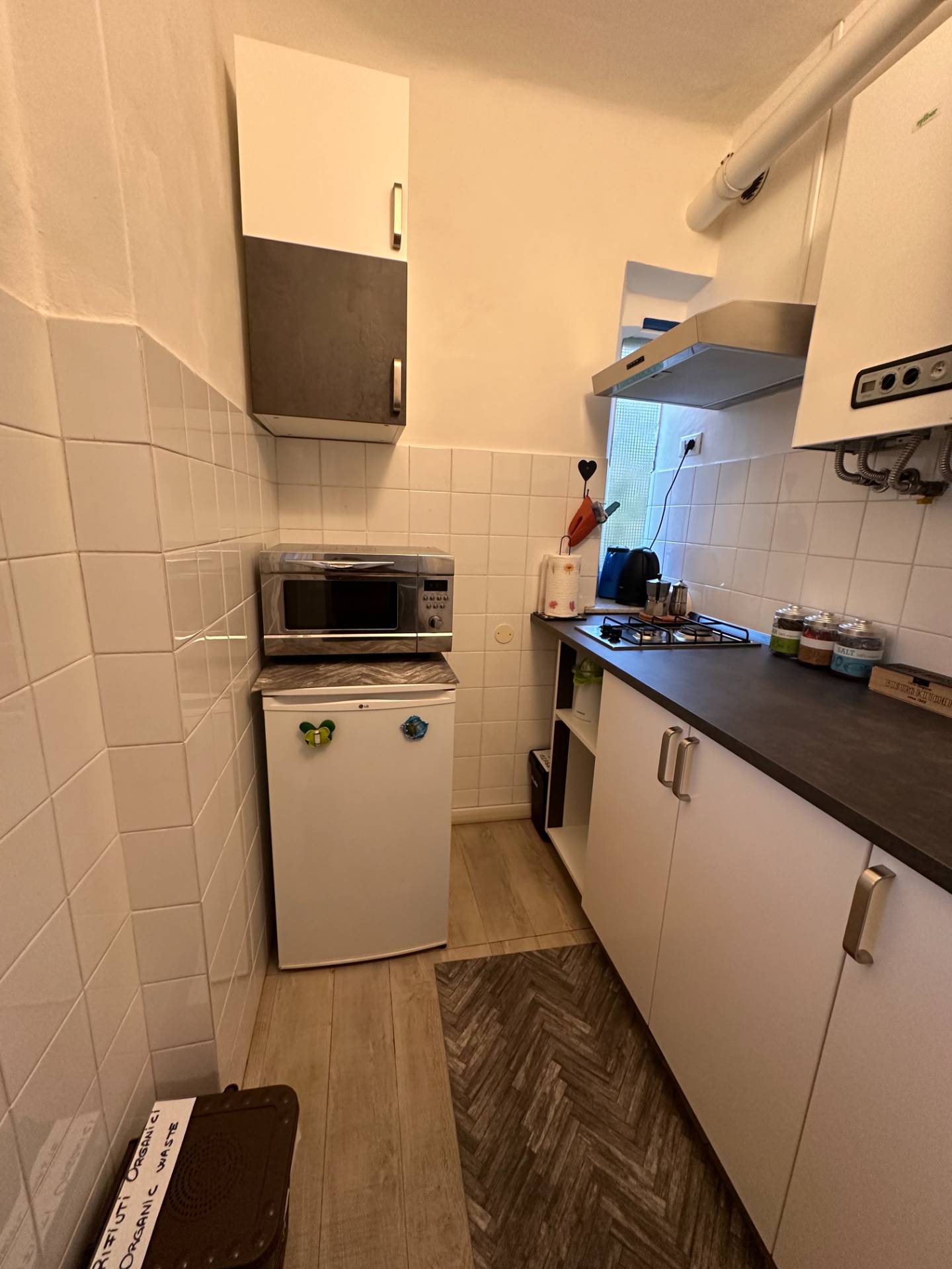 Trilocale arredato in affitto in salita san leonardo, Genova