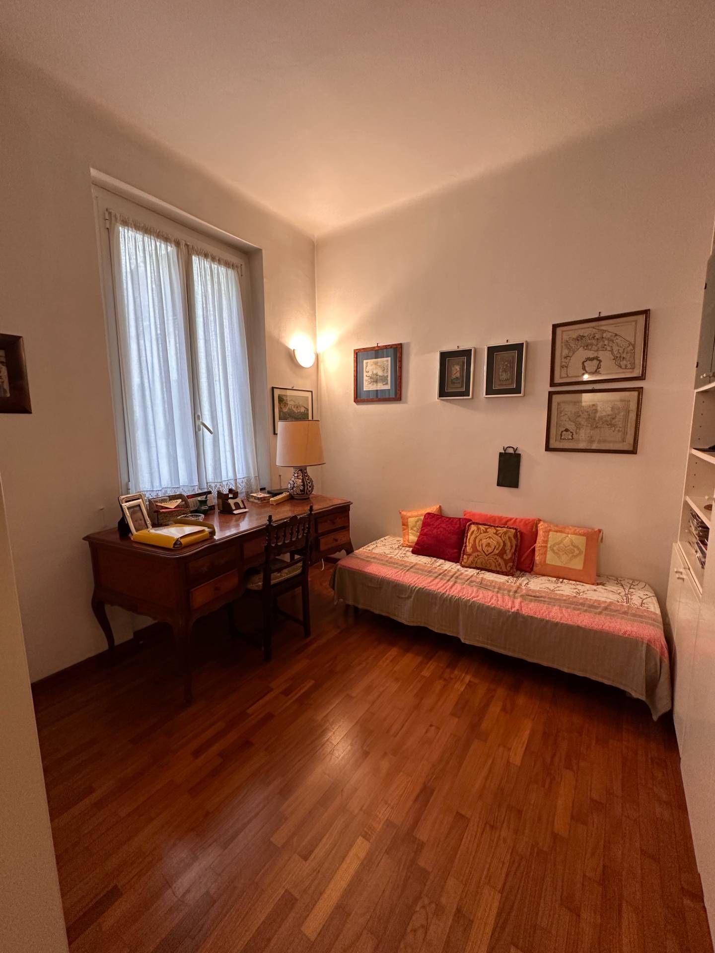 Appartamento arredato in affitto in via francesco pozzo, Genova