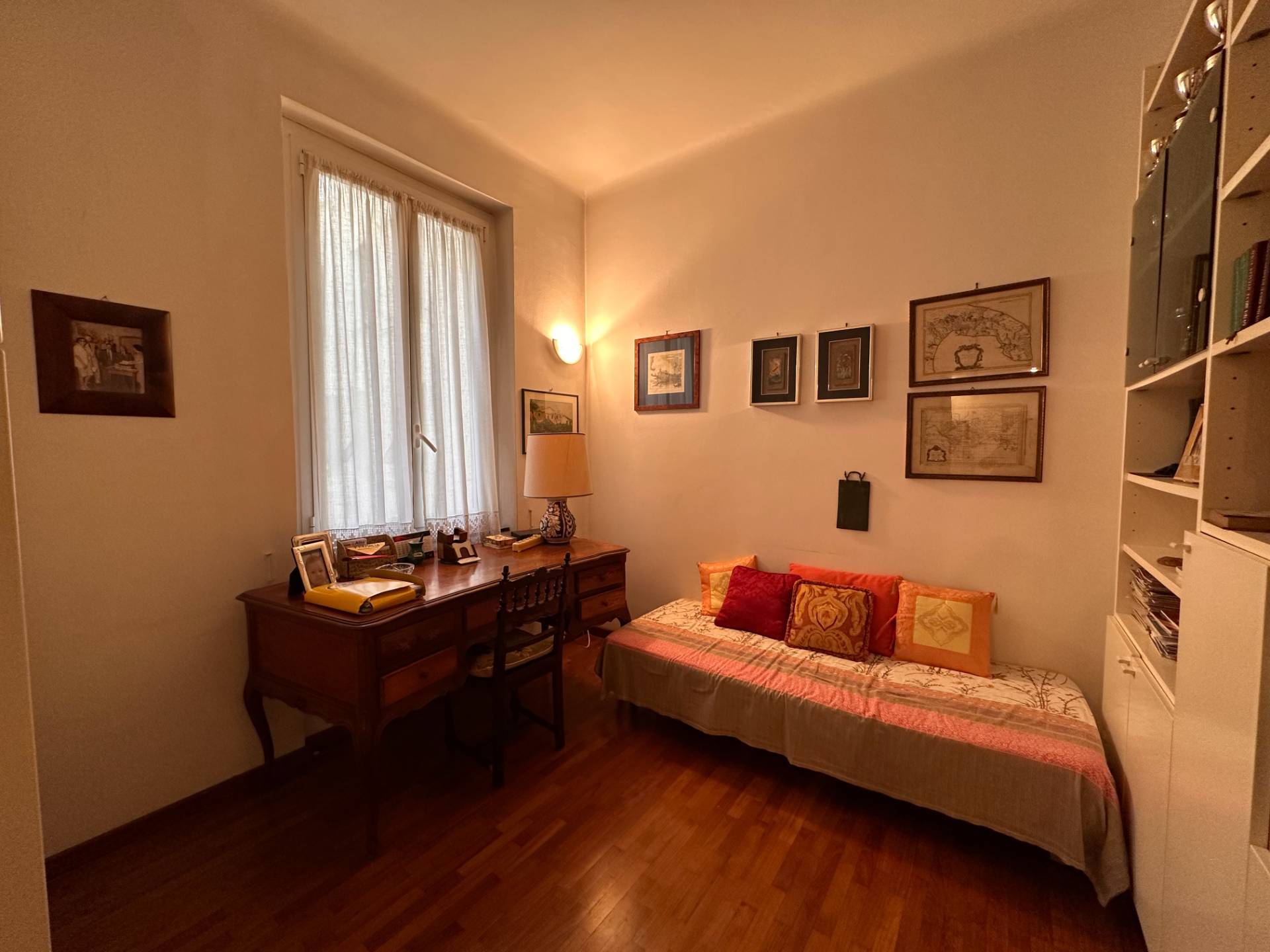 Appartamento arredato in affitto in via francesco pozzo, Genova