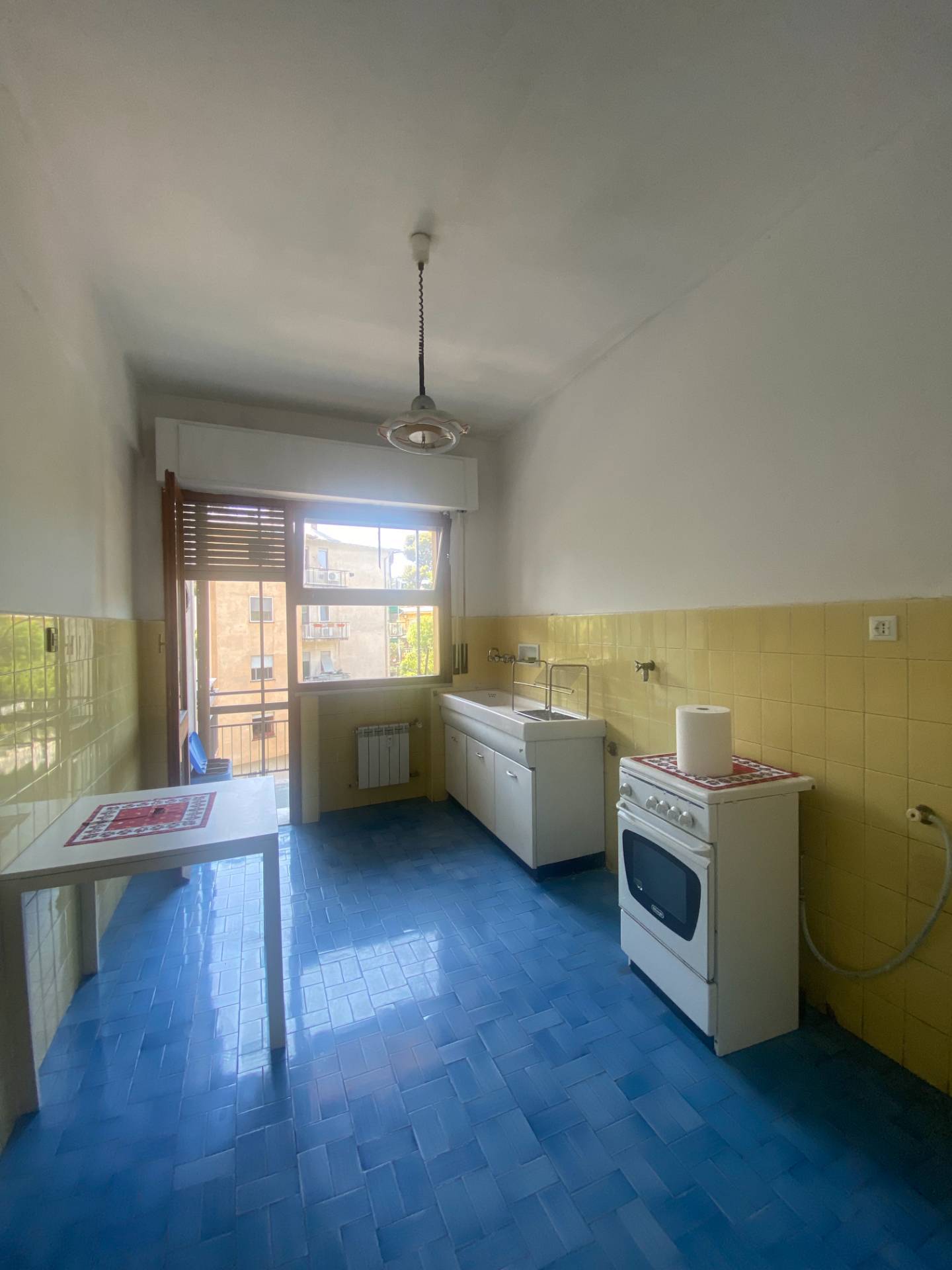 Appartamento da ristrutturare in via majorana, Genova