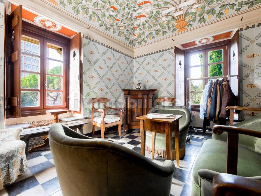 Appartamento con terrazzo in via prasca, Genova