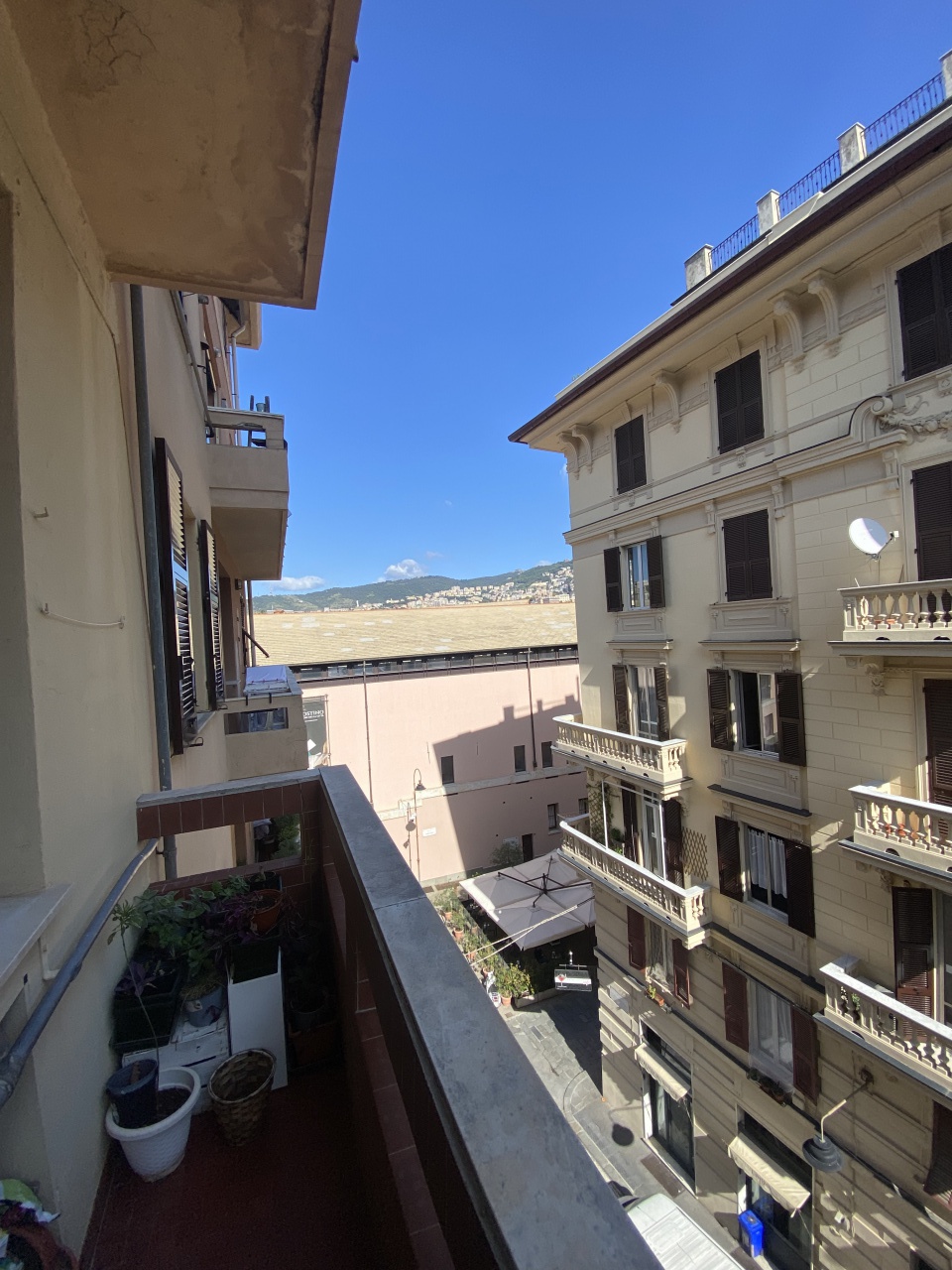 Bilocale in vendita in via ravasco, Genova