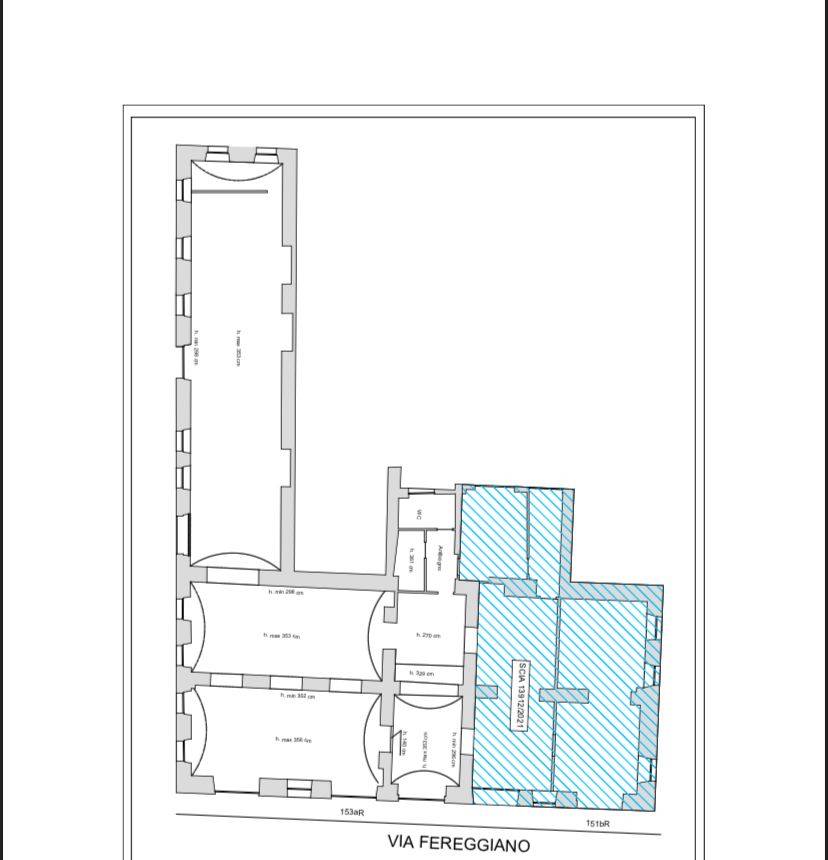 Locale commerciale ristrutturata in via fereggiano, Genova