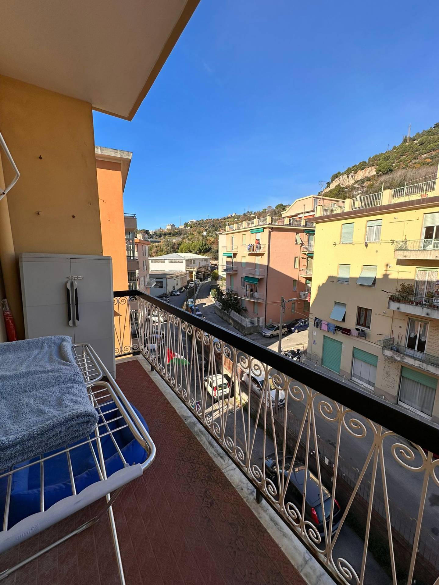 Appartamento vista mare in via traversa alla costa, Genova