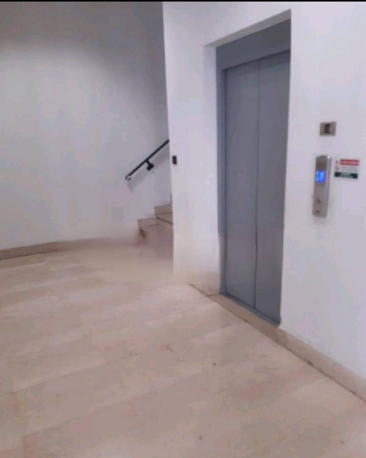 Ufficio da ristrutturare in via fiumara, Genova