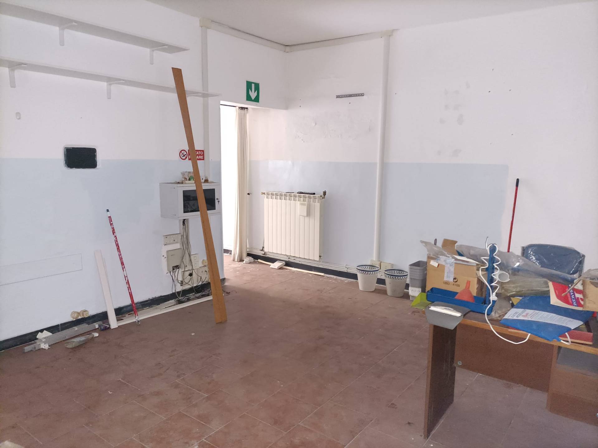 Laboratorio in vendita in piazza corvetto, Genova