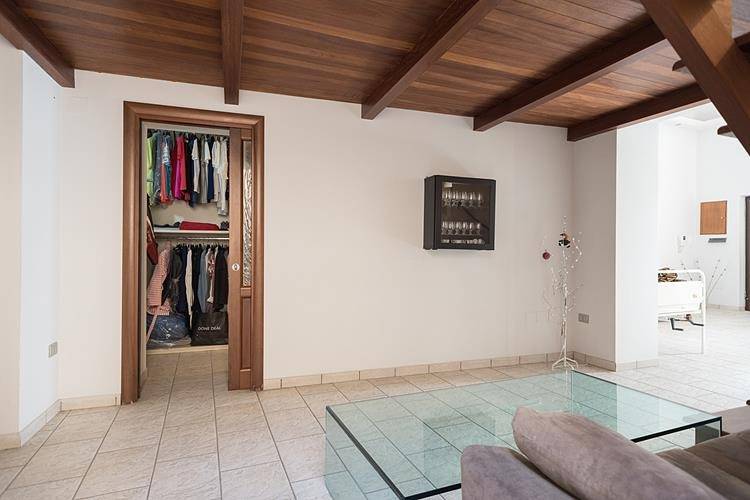 Appartamento in vendita a Napoli, Chiaia