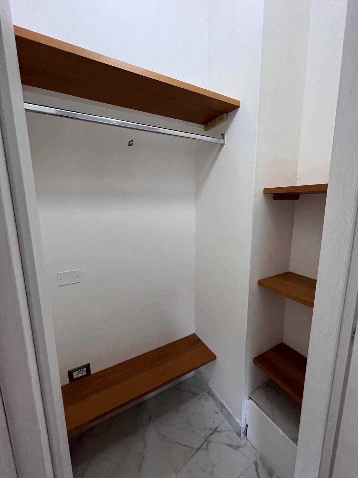 Appartamento in affitto a Napoli