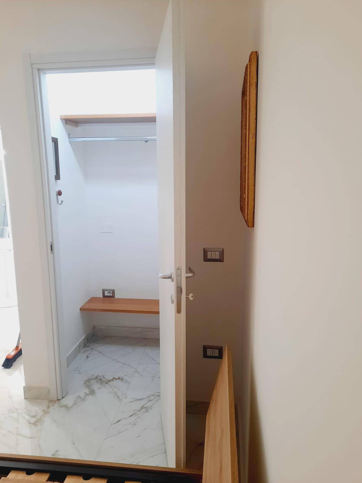 Appartamento in affitto a Napoli