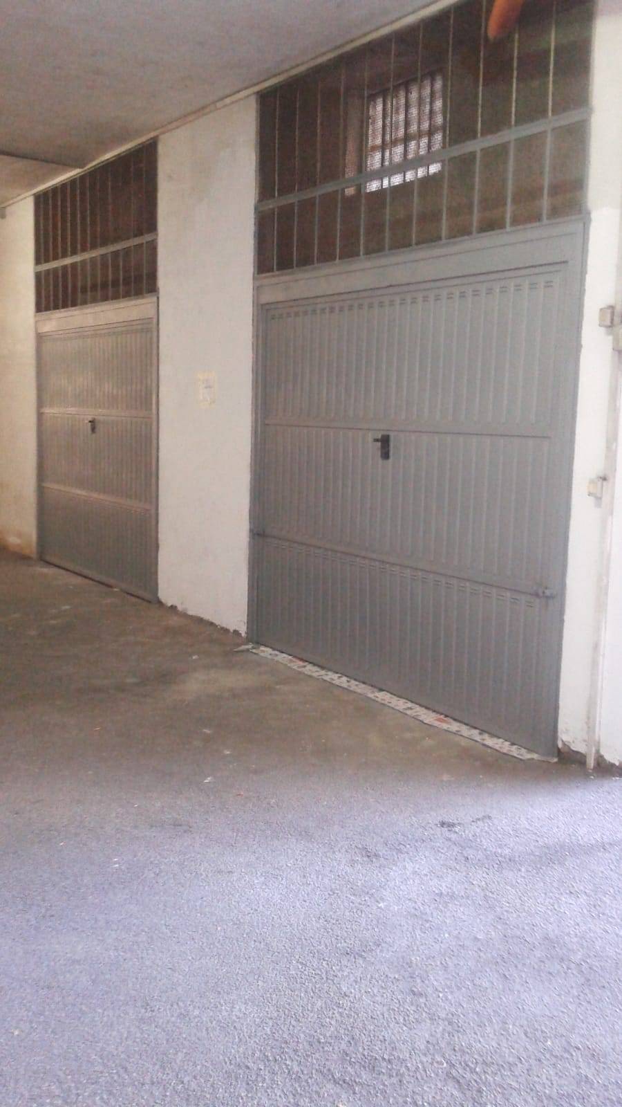 Box o garage in vendita a Giugliano in Campania