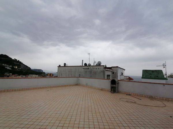 Appartamento in vendita a Pozzuoli