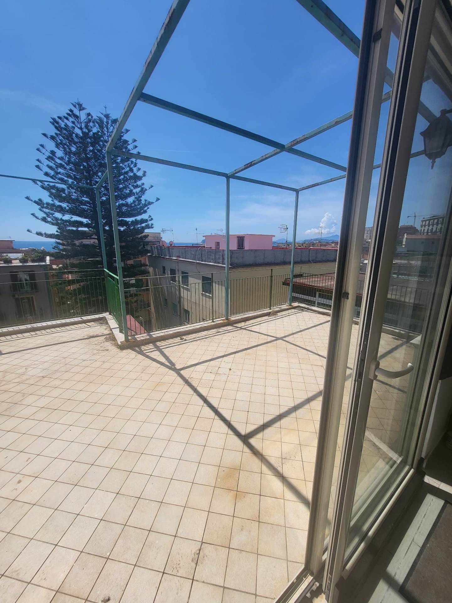 Appartamento in vendita a Pozzuoli