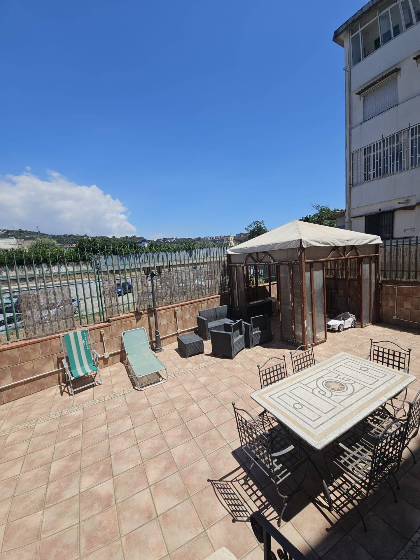 Appartamento in vendita a Napoli