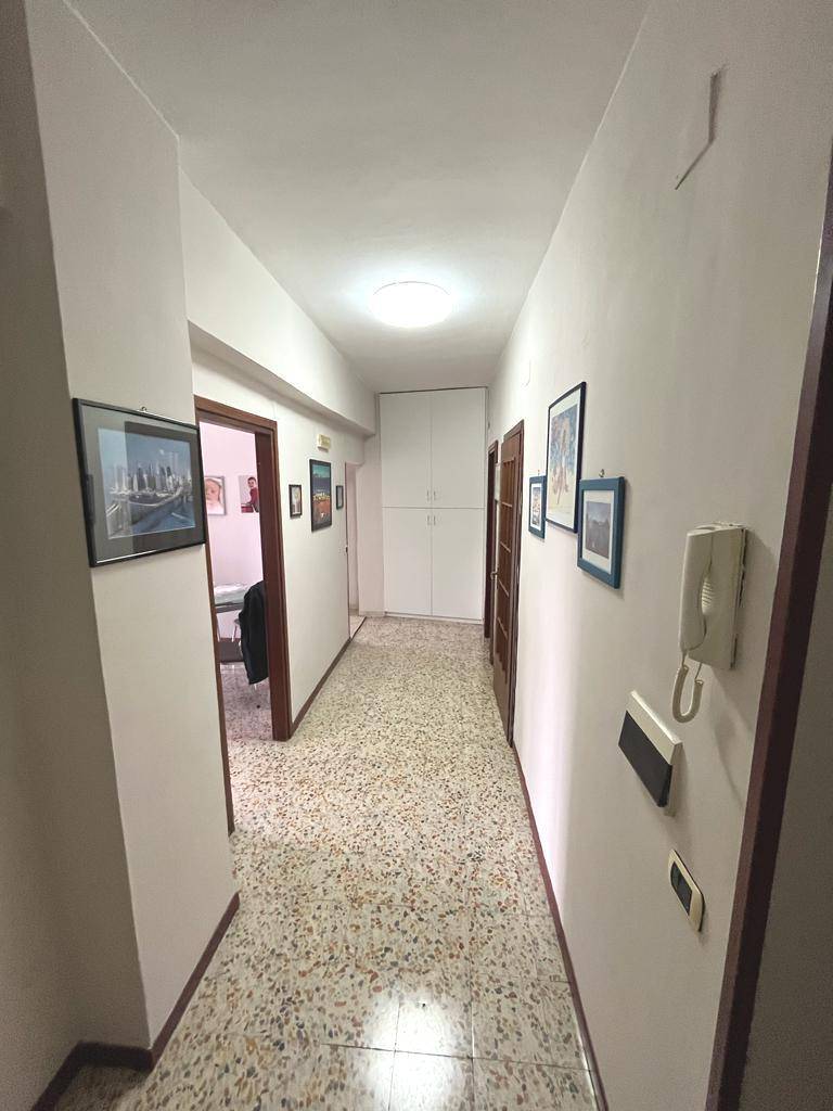 Appartamento in vendita a Napoli, Fuorigrotta