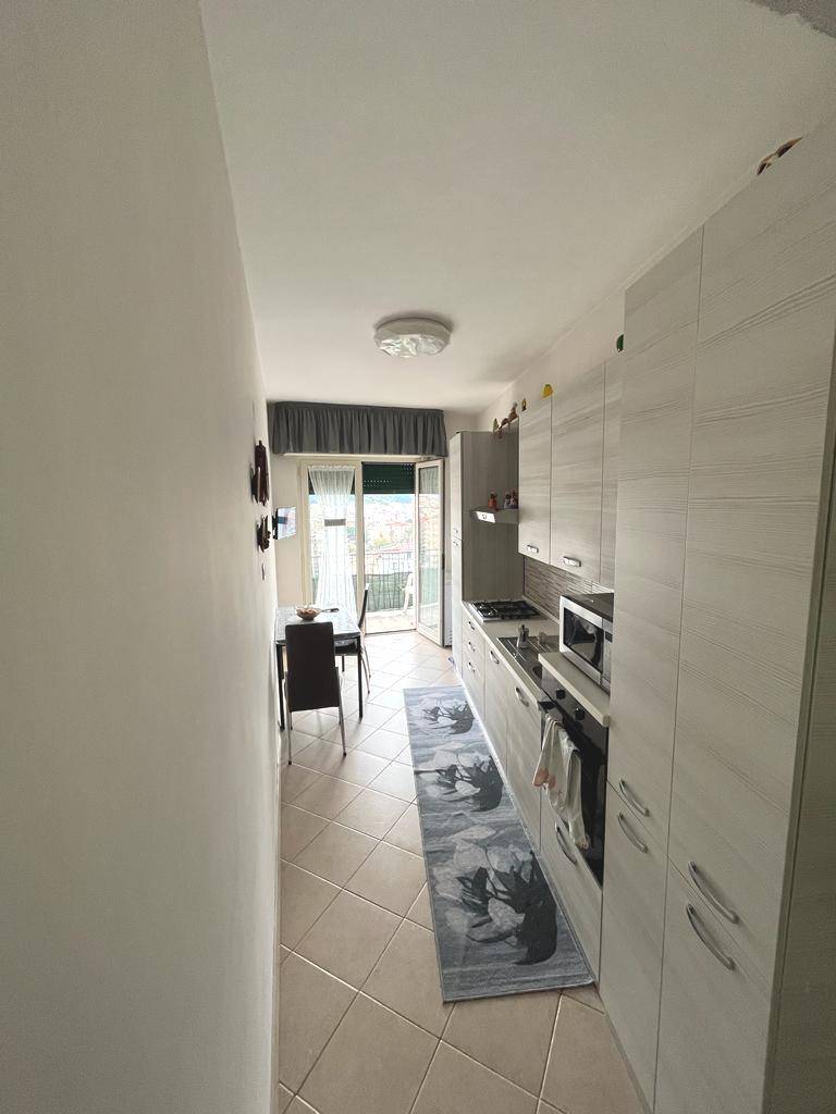 Appartamento in vendita a Napoli, Fuorigrotta