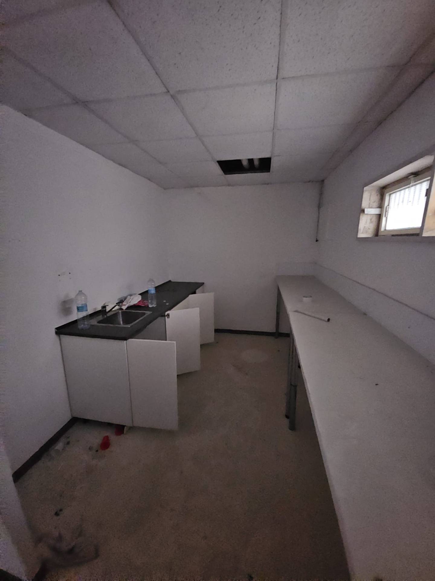 Studio/Ufficio in affitto a Napoli, Soccavo