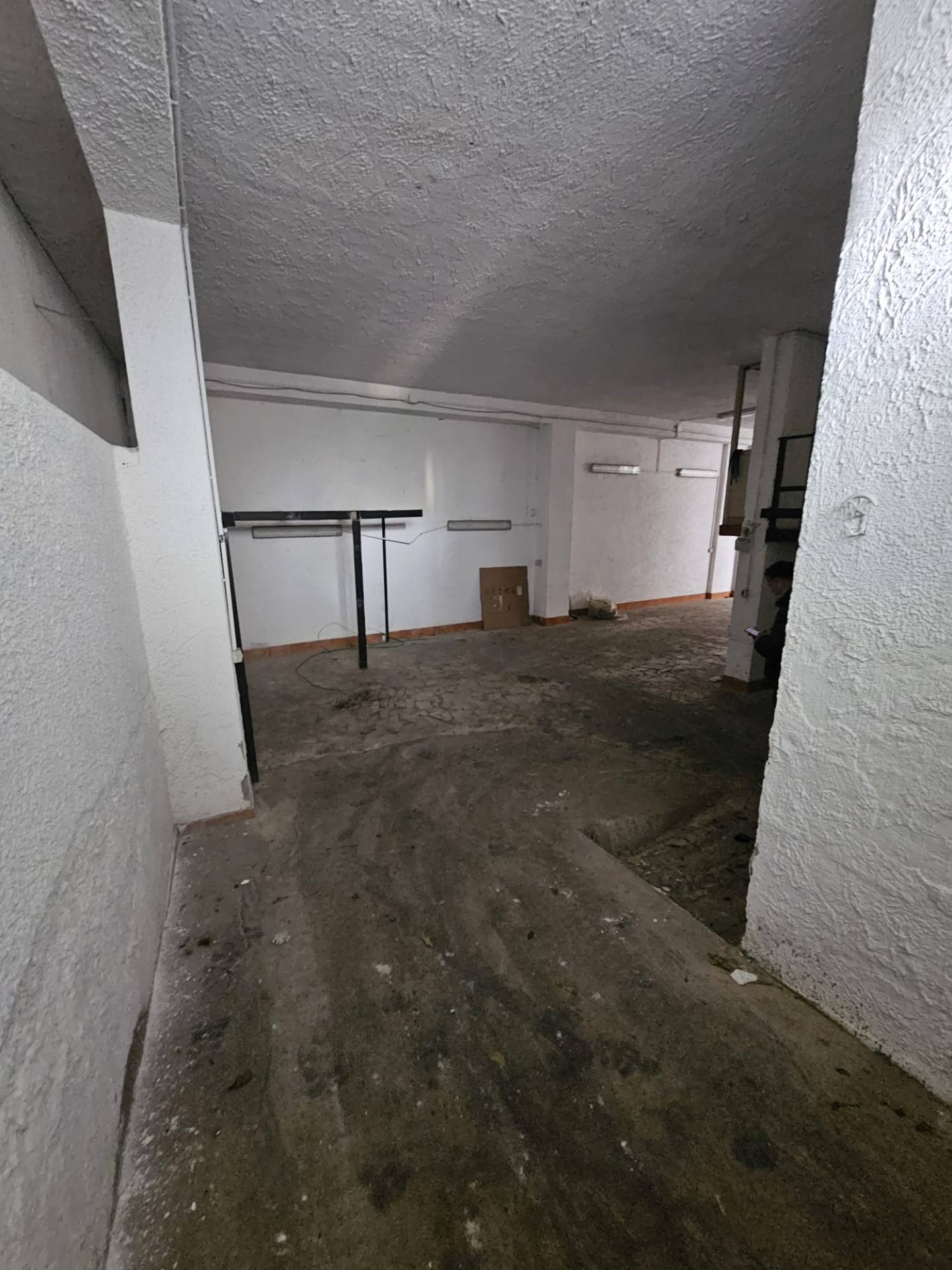 Locale commerciale in affitto a Napoli