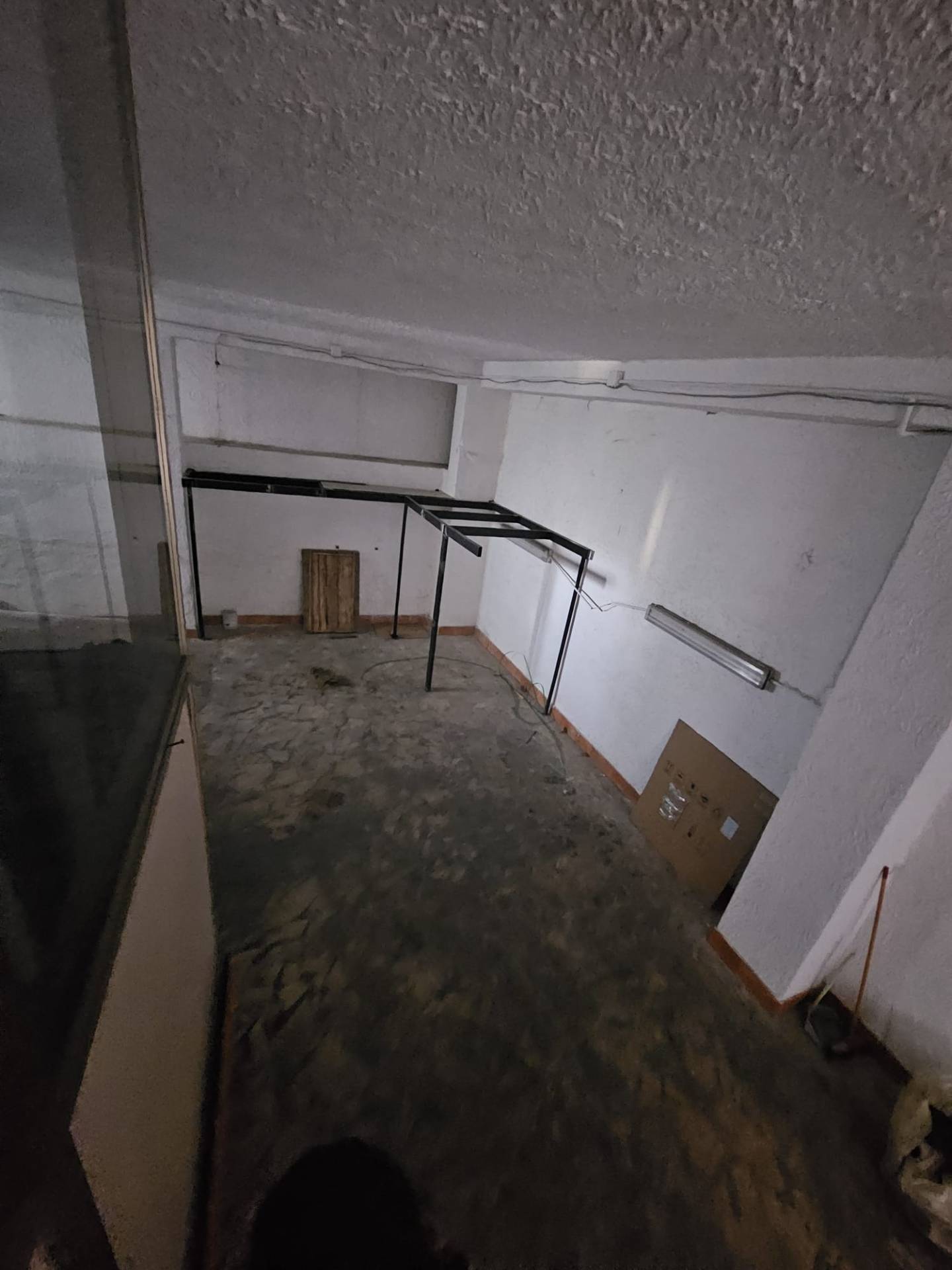 Locale commerciale in affitto a Napoli