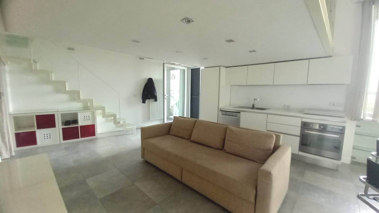 Appartamento in vendita a Napoli