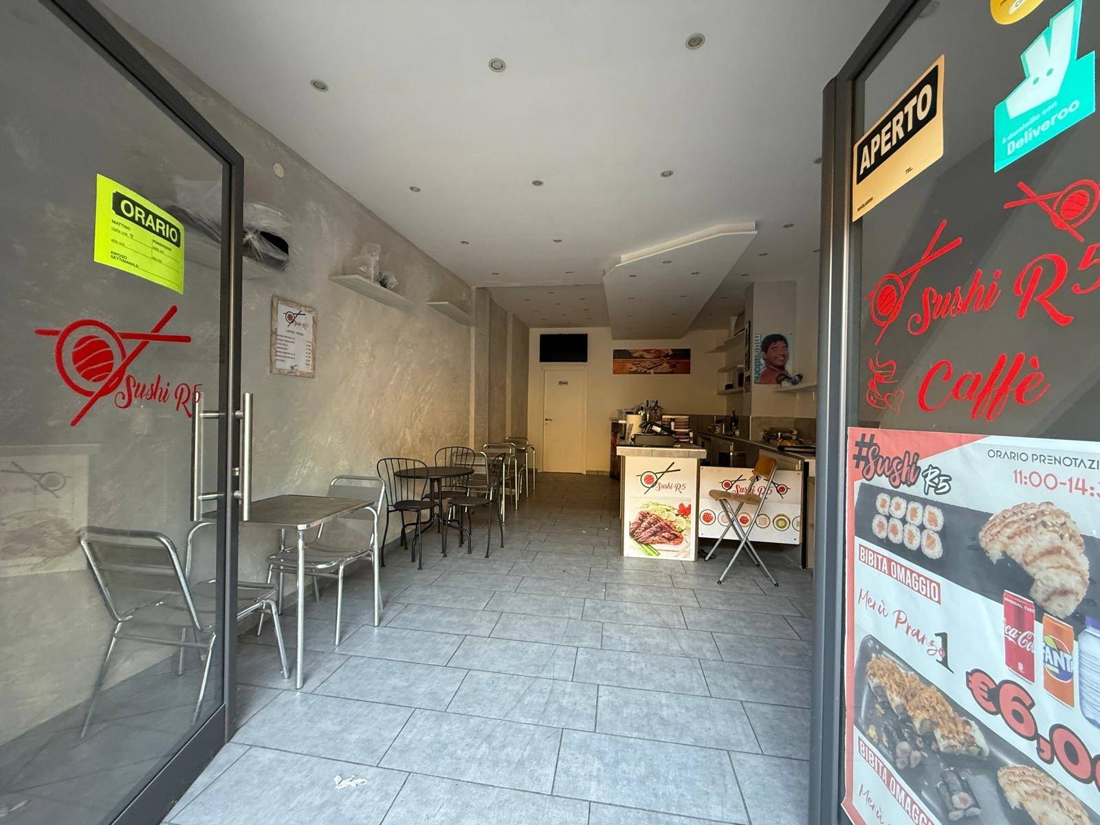 Locale commerciale in vendita a Casoria