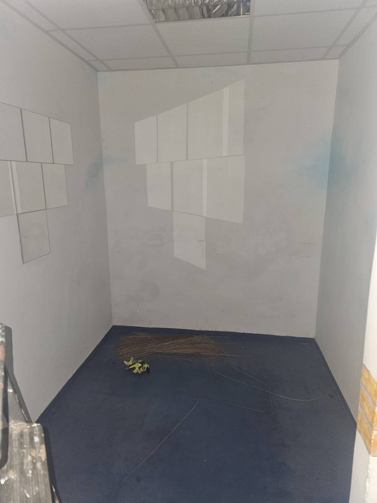 Locale commerciale in vendita a Napoli