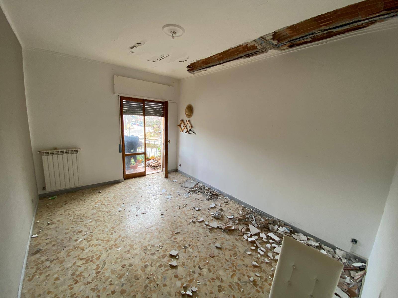 Appartamento in vendita a Napoli, Soccavo