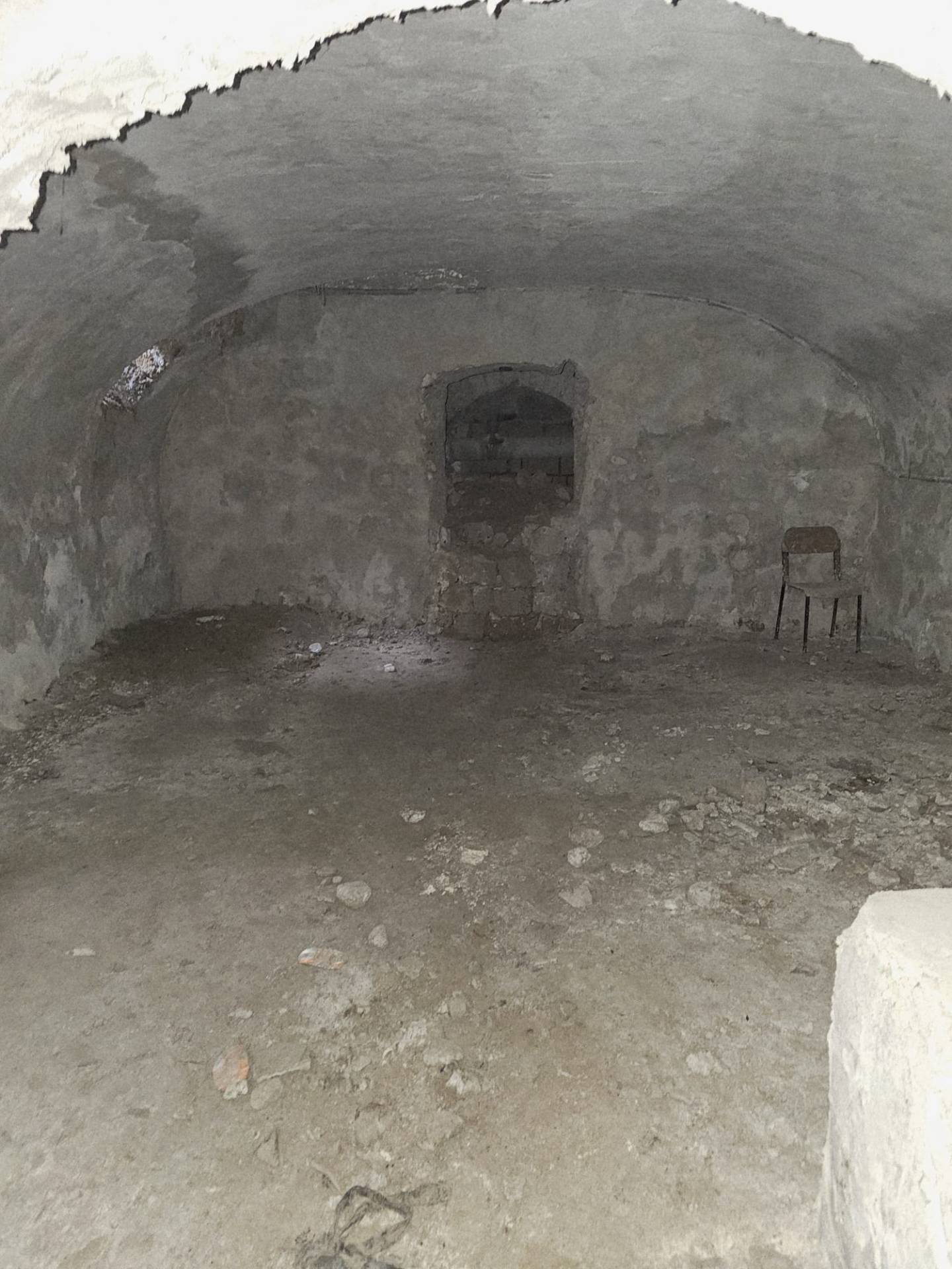 Locale commerciale in vendita a Napoli