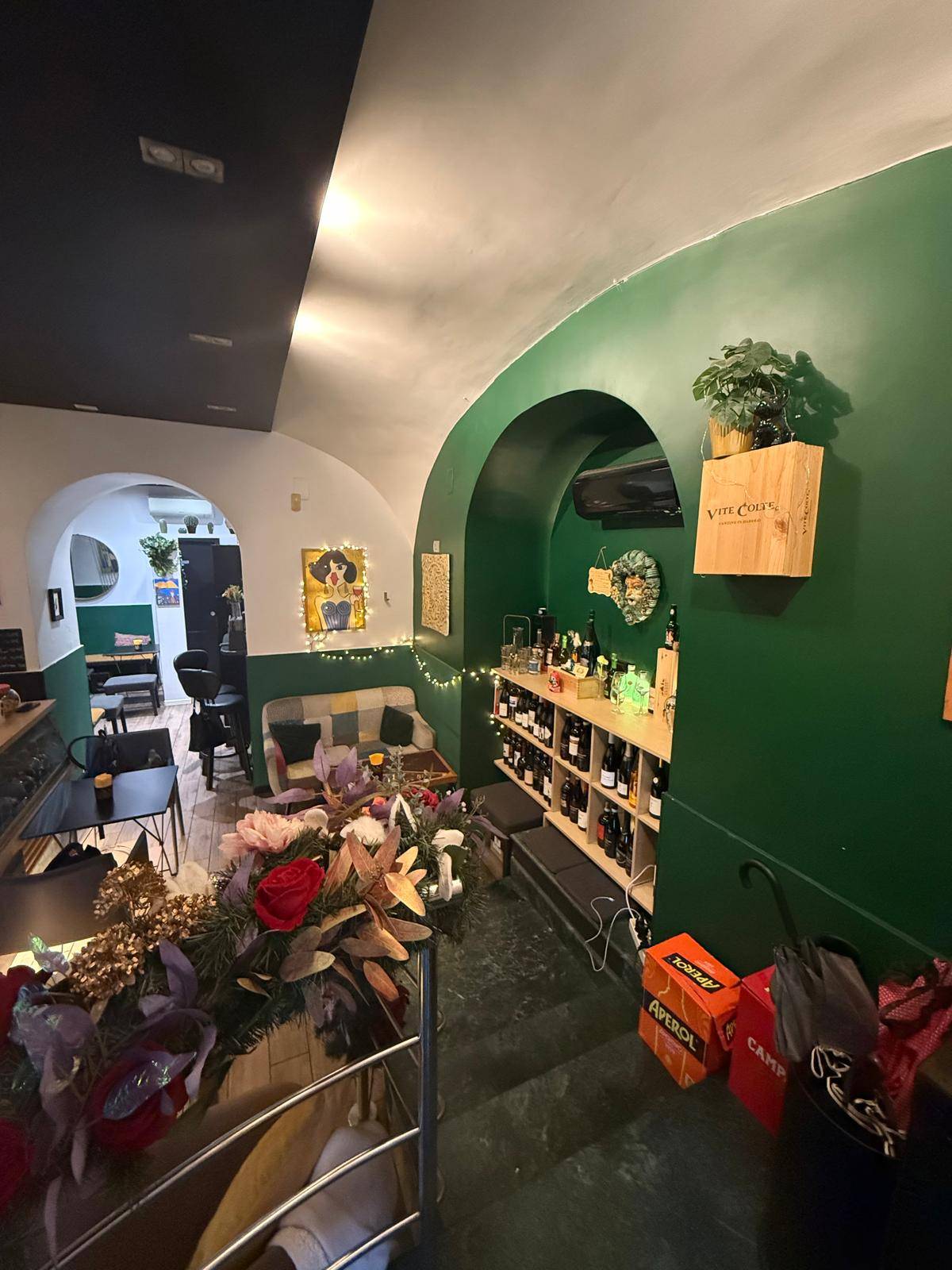 Locale commerciale in affitto a Napoli