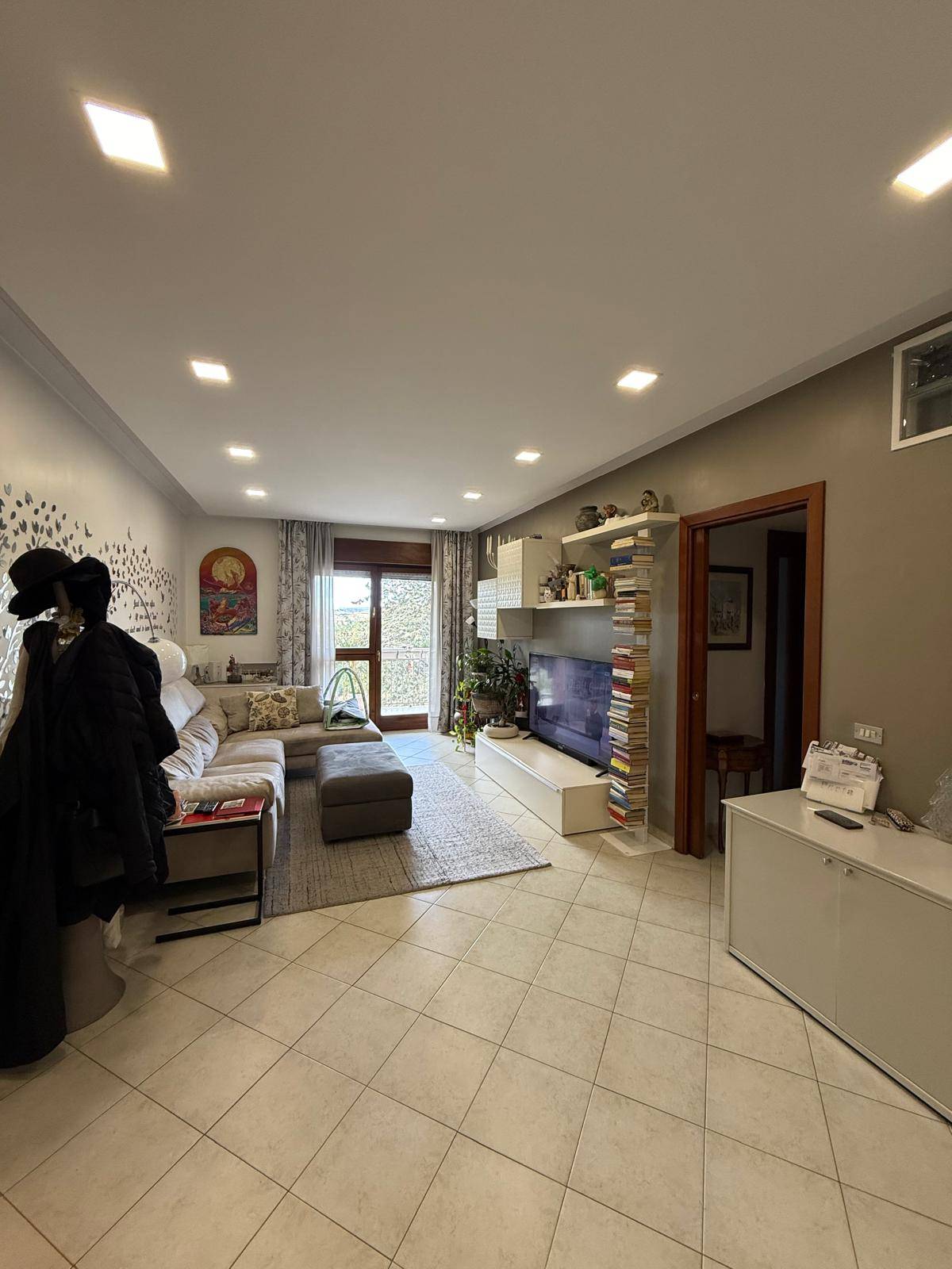 Appartamento in vendita a Napoli