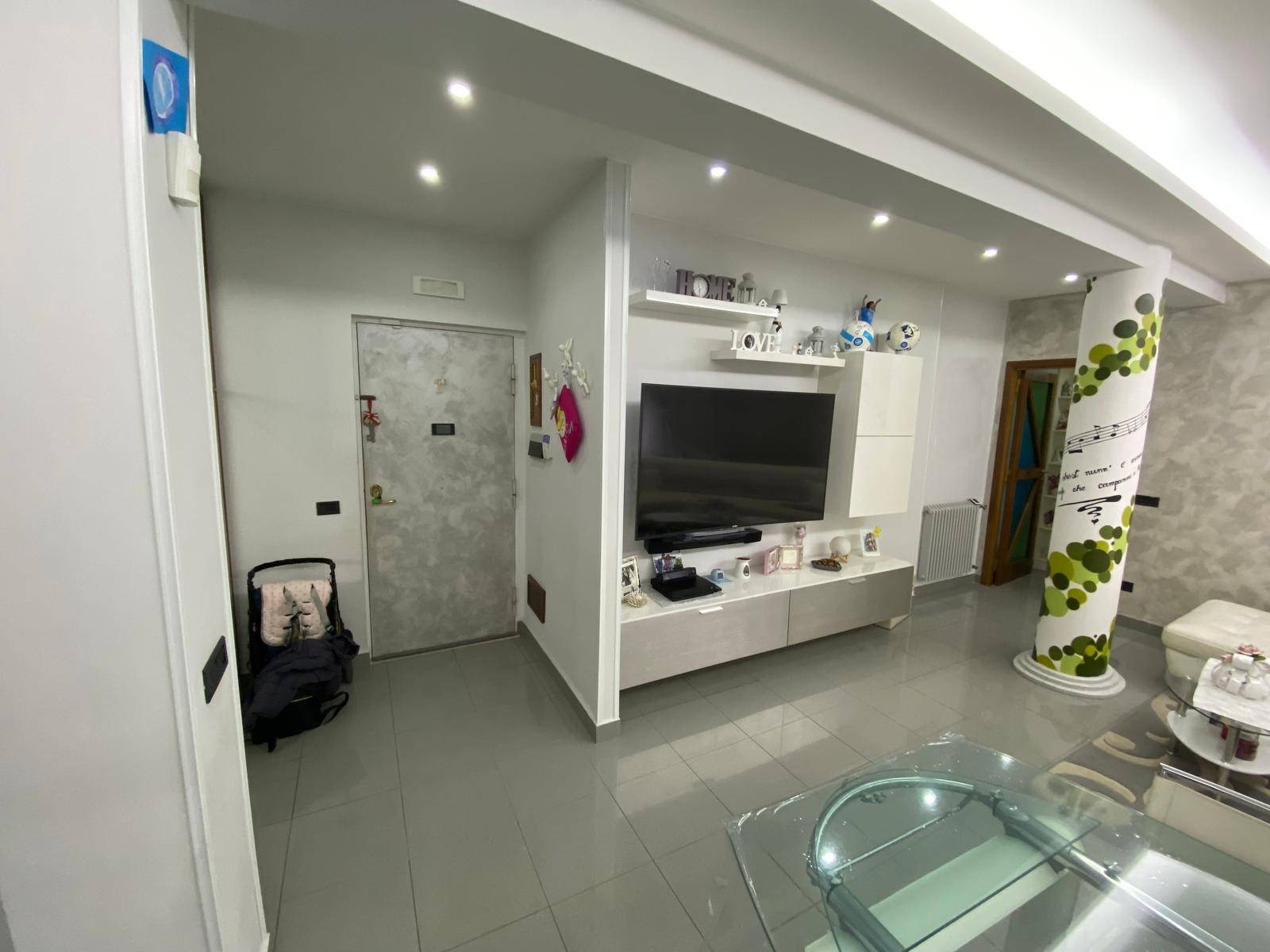 Appartamento in vendita a Napoli