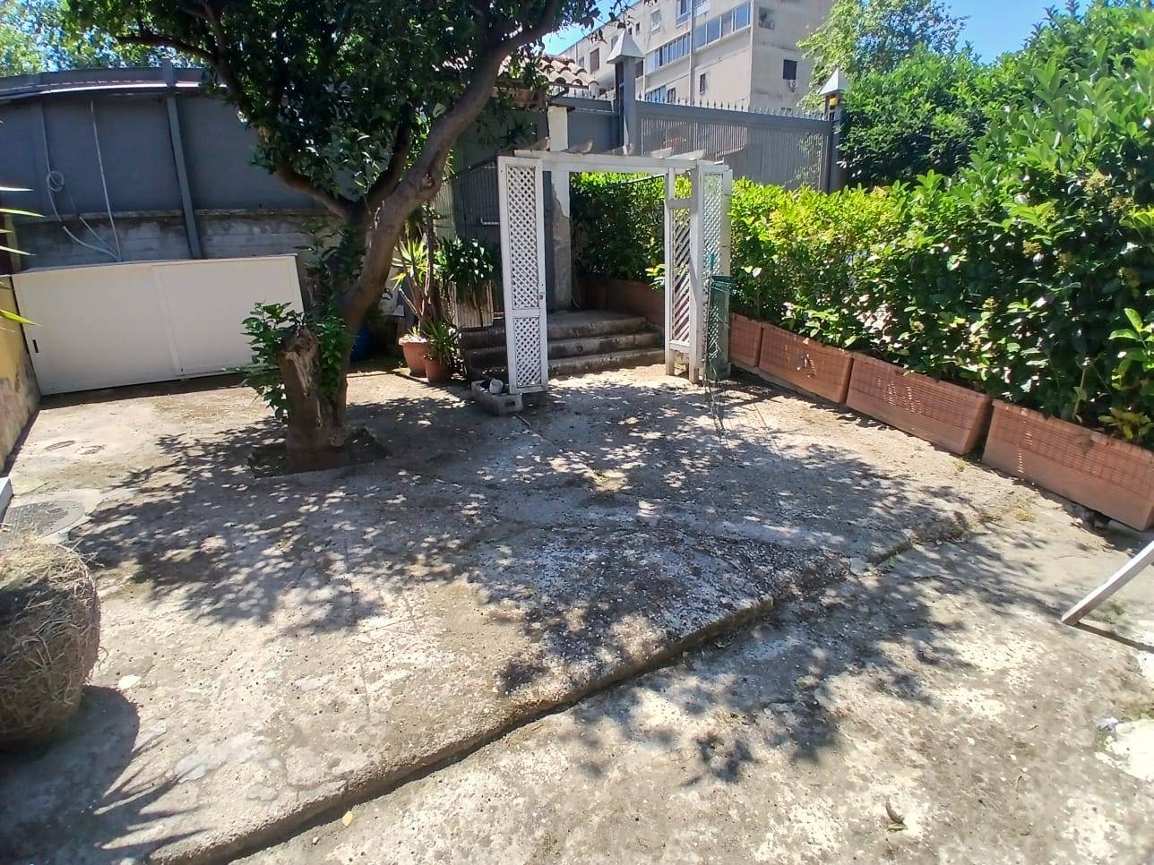 Appartamento in affitto a Napoli