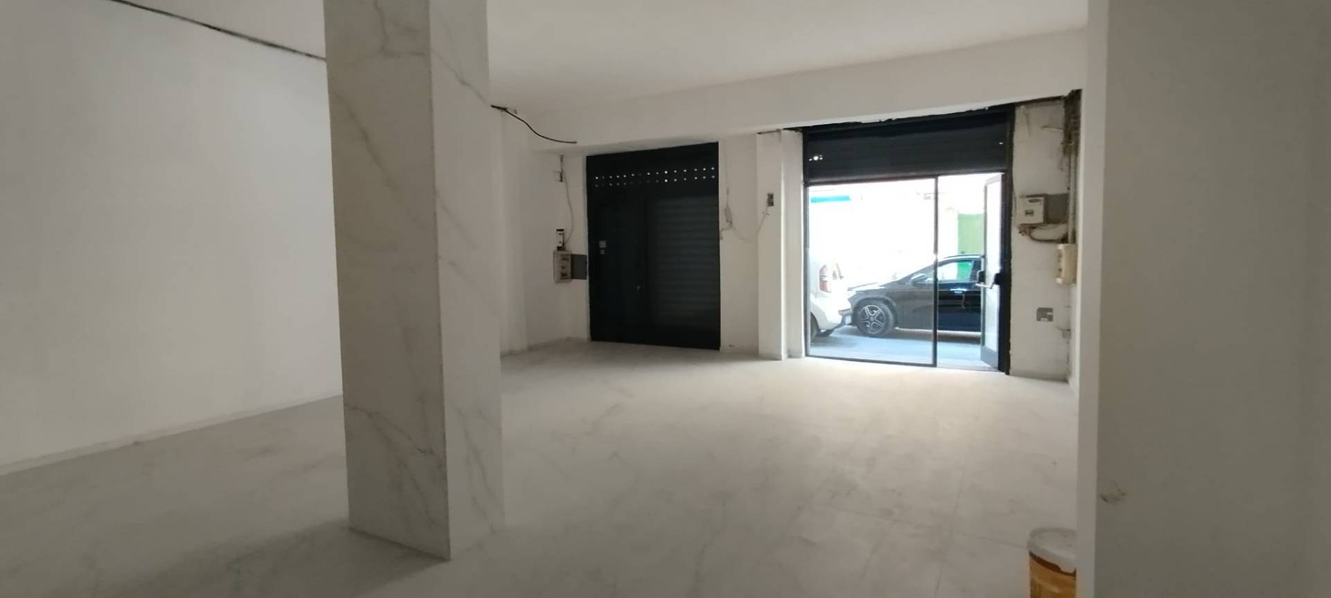 Locale commerciale in affitto a Napoli