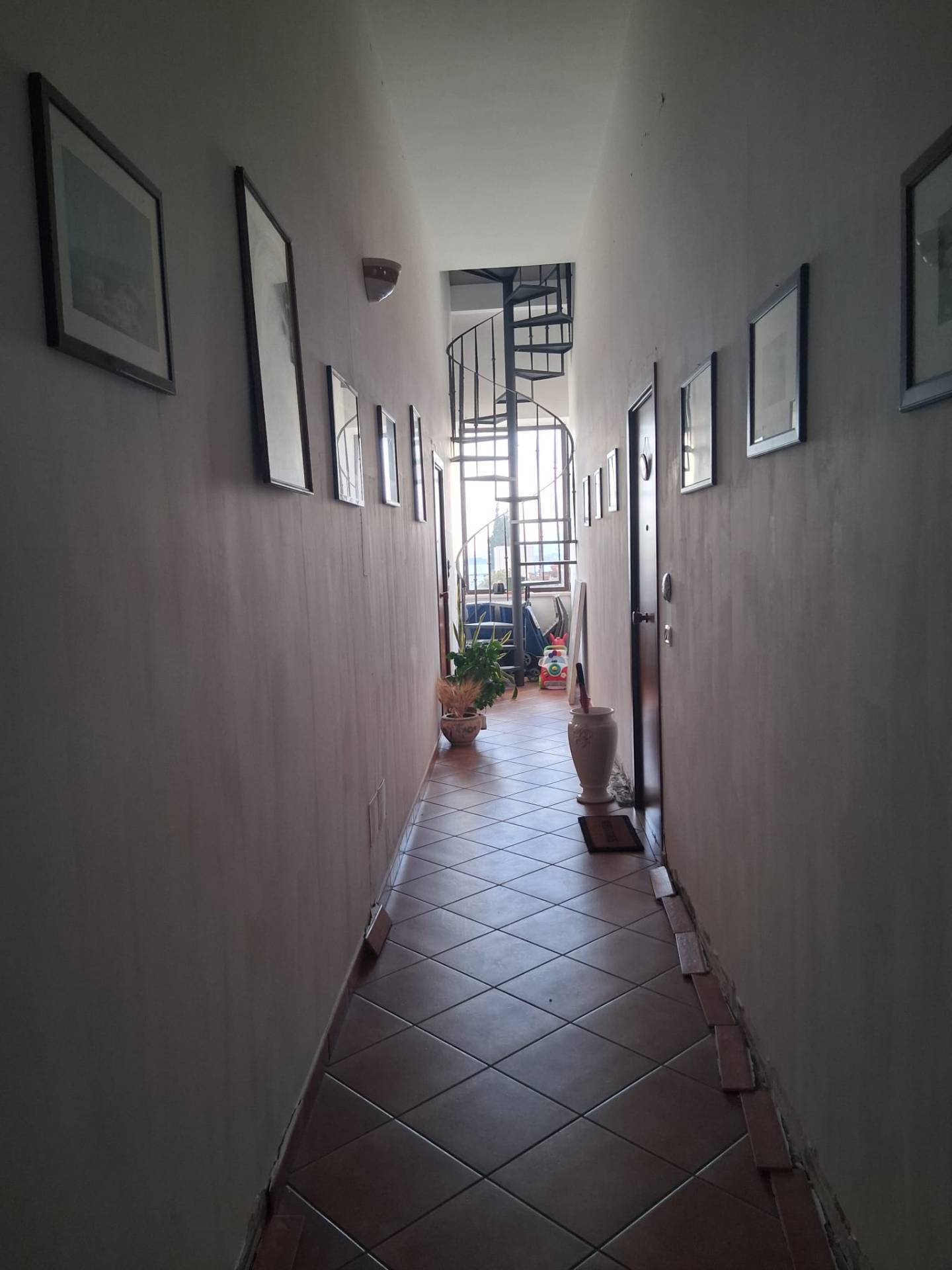 Appartamento in vendita a Pozzuoli