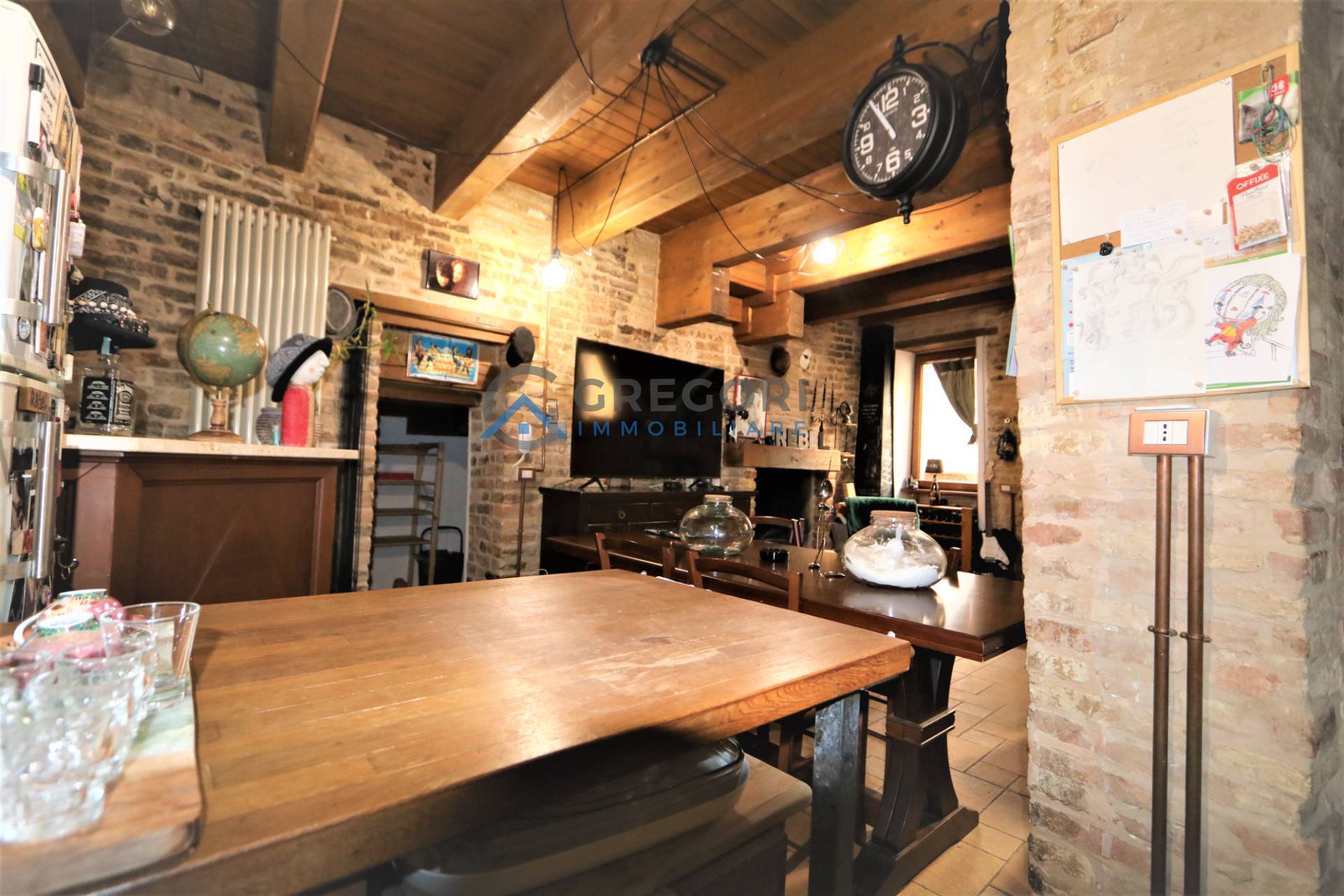 Cielo-terra in vendita a Monsampolo del Tronto