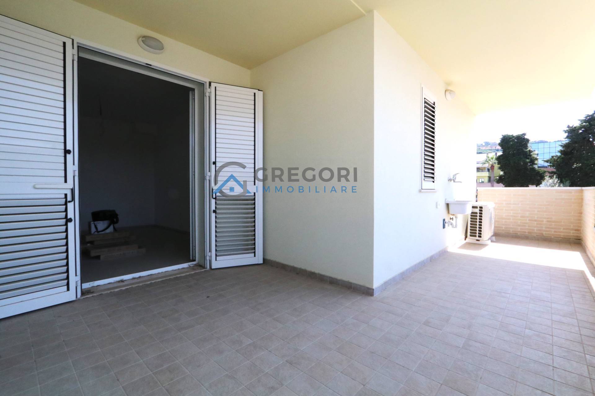 Appartamento in vendita a Tortoreto, Tortoreto Lido