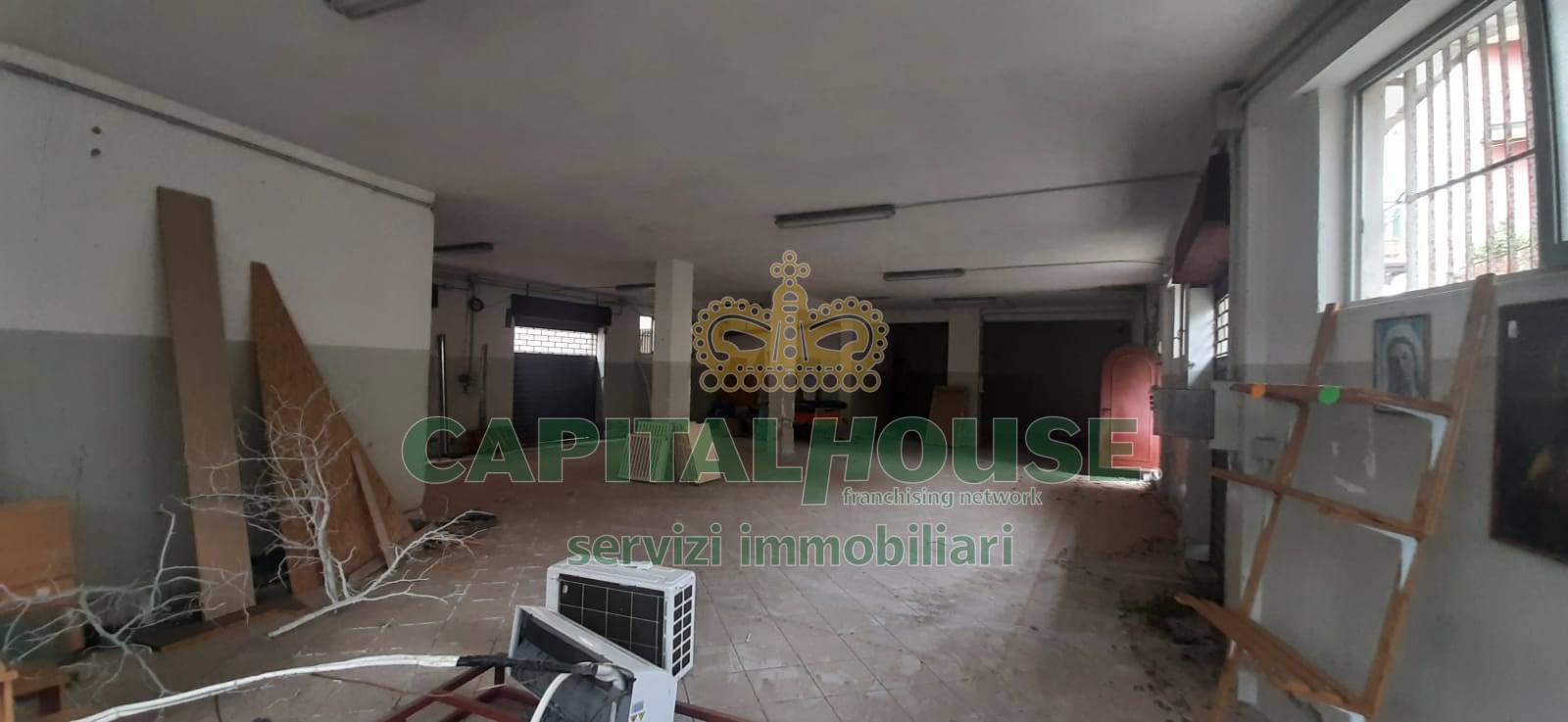 Commerciale in vendita a Solofra