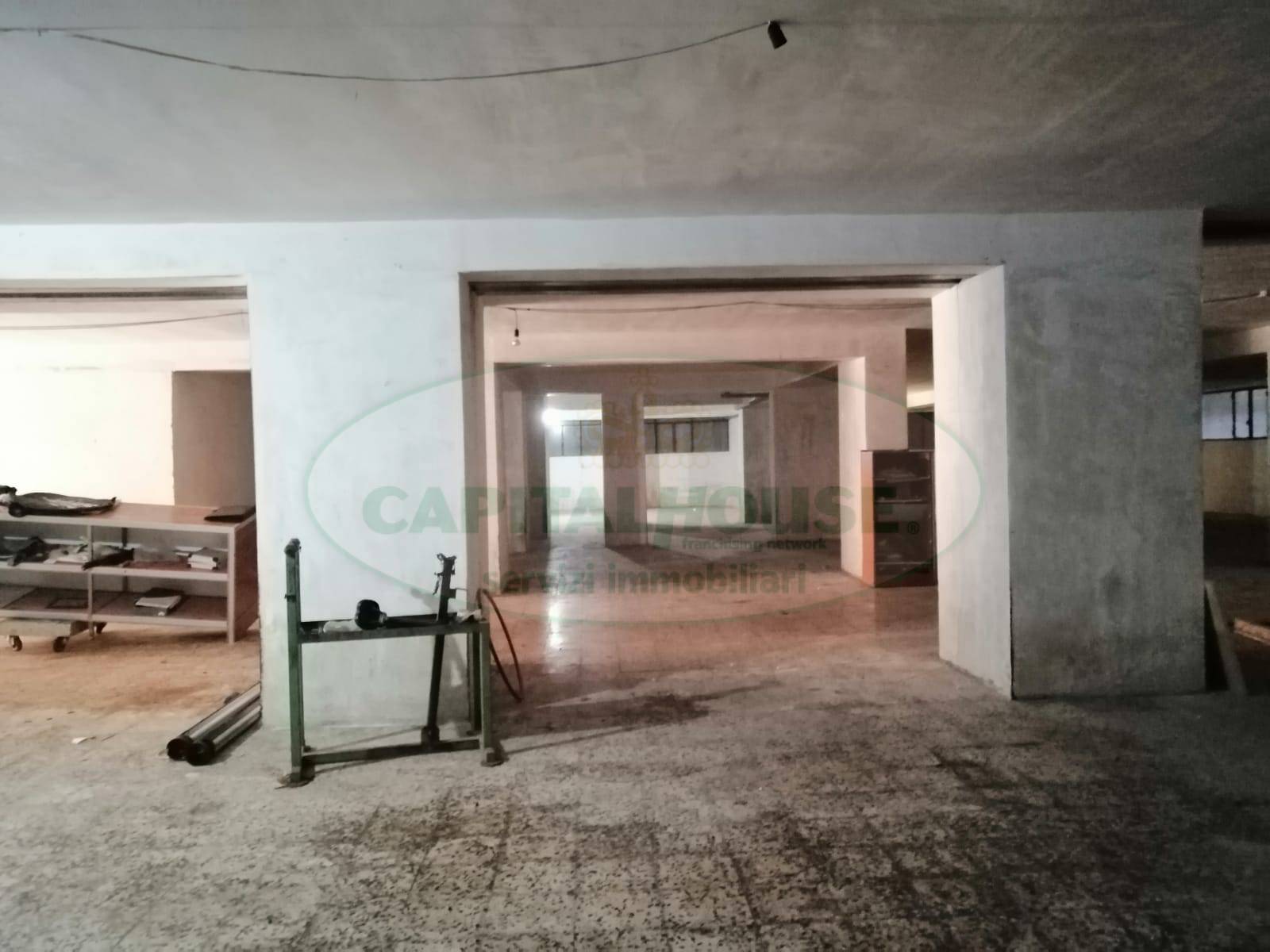 Commerciale in affitto a Baronissi