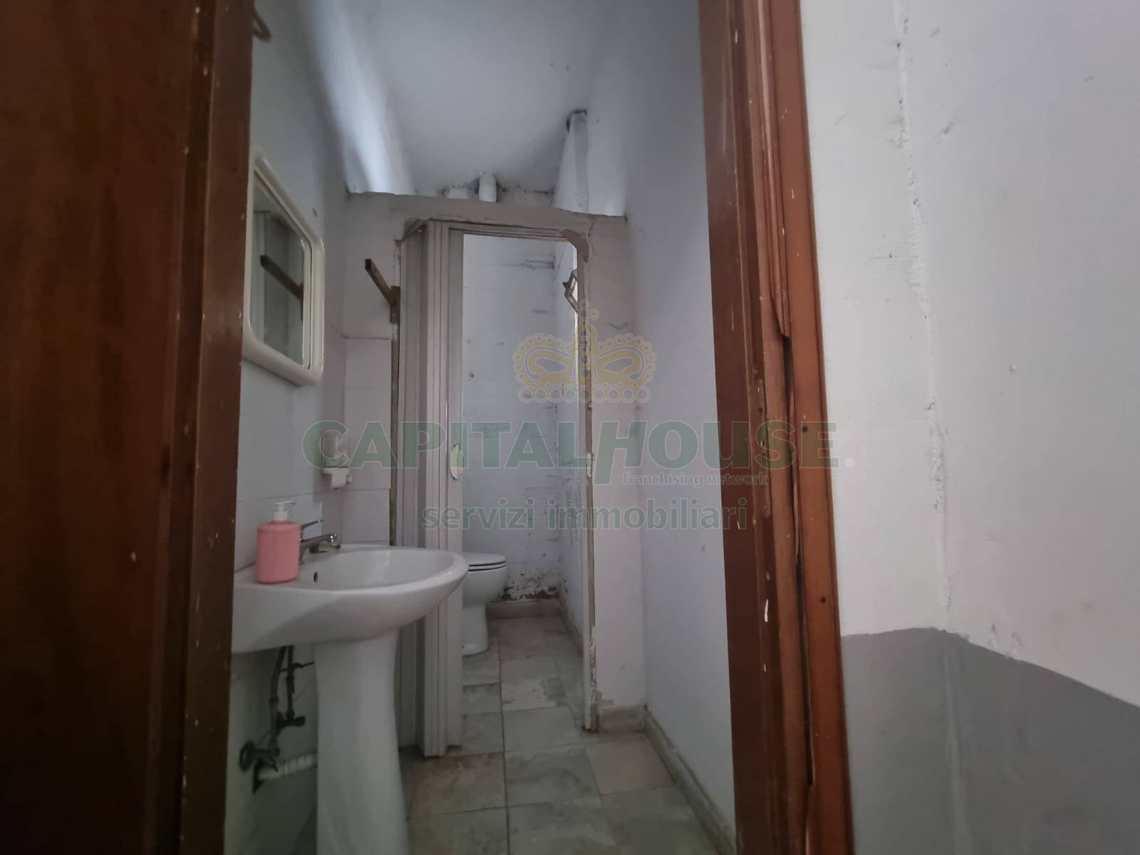 Opificio in affitto a Solofra