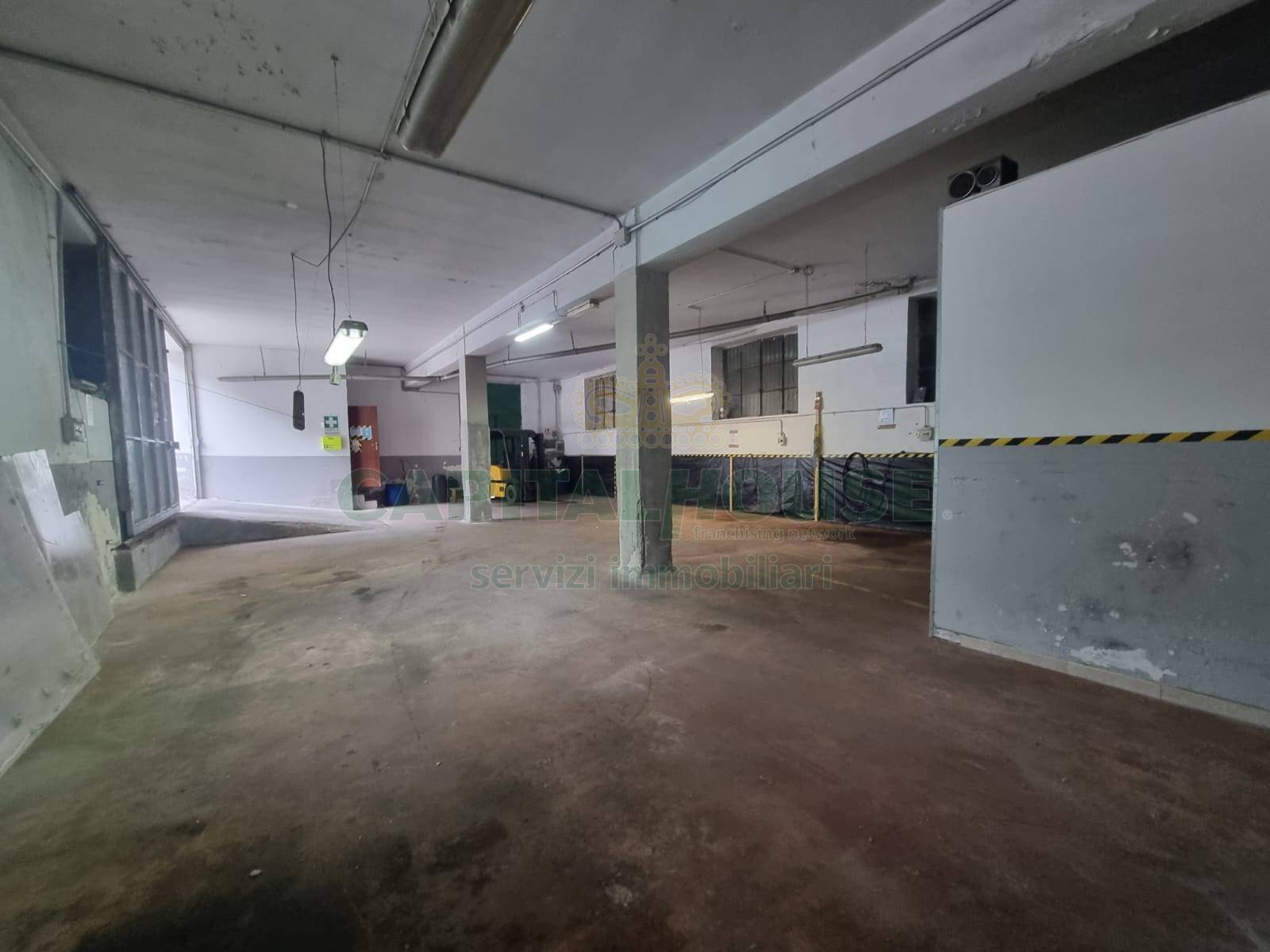 Opificio in affitto a Solofra