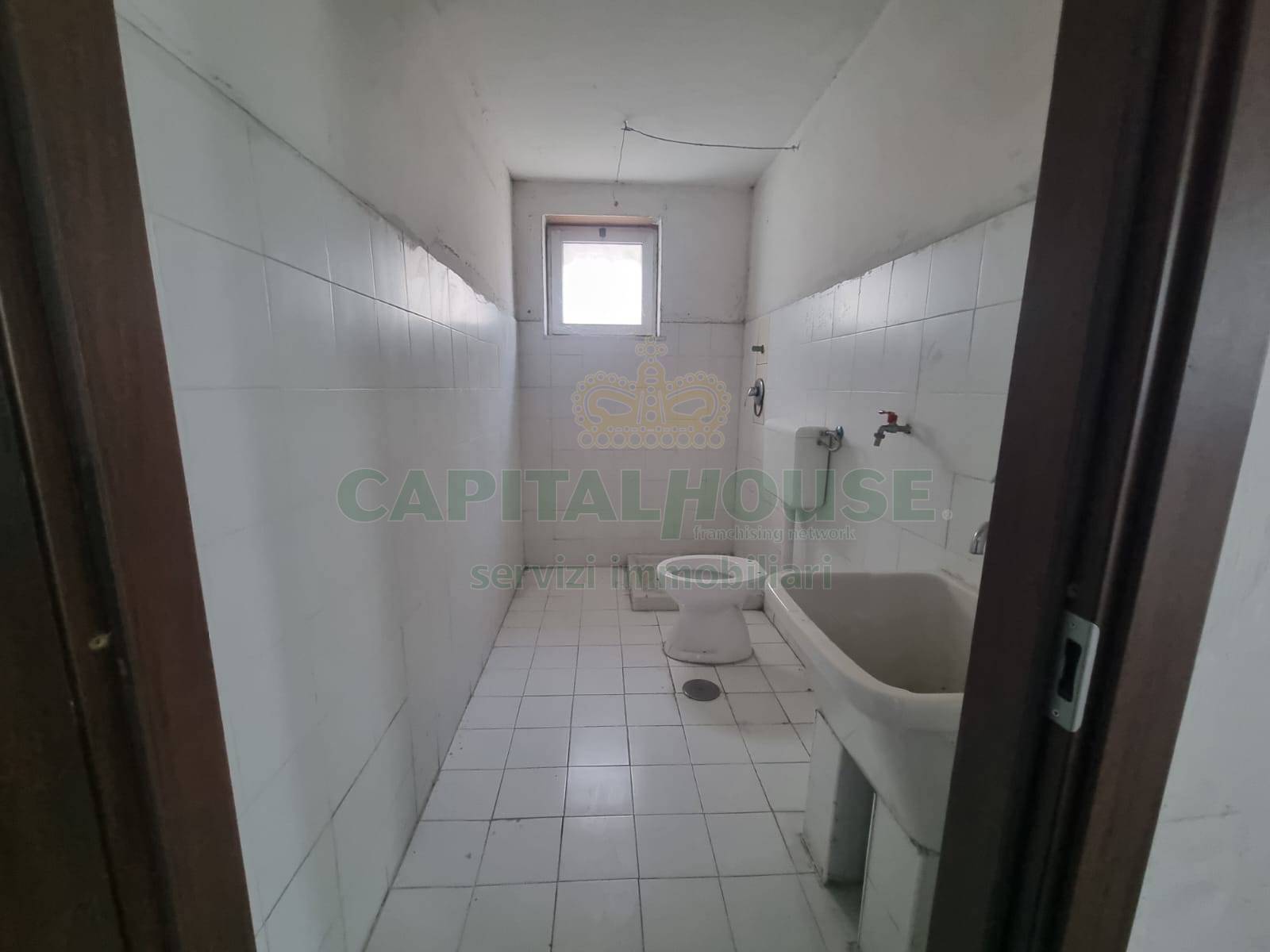 Opificio in affitto a Solofra