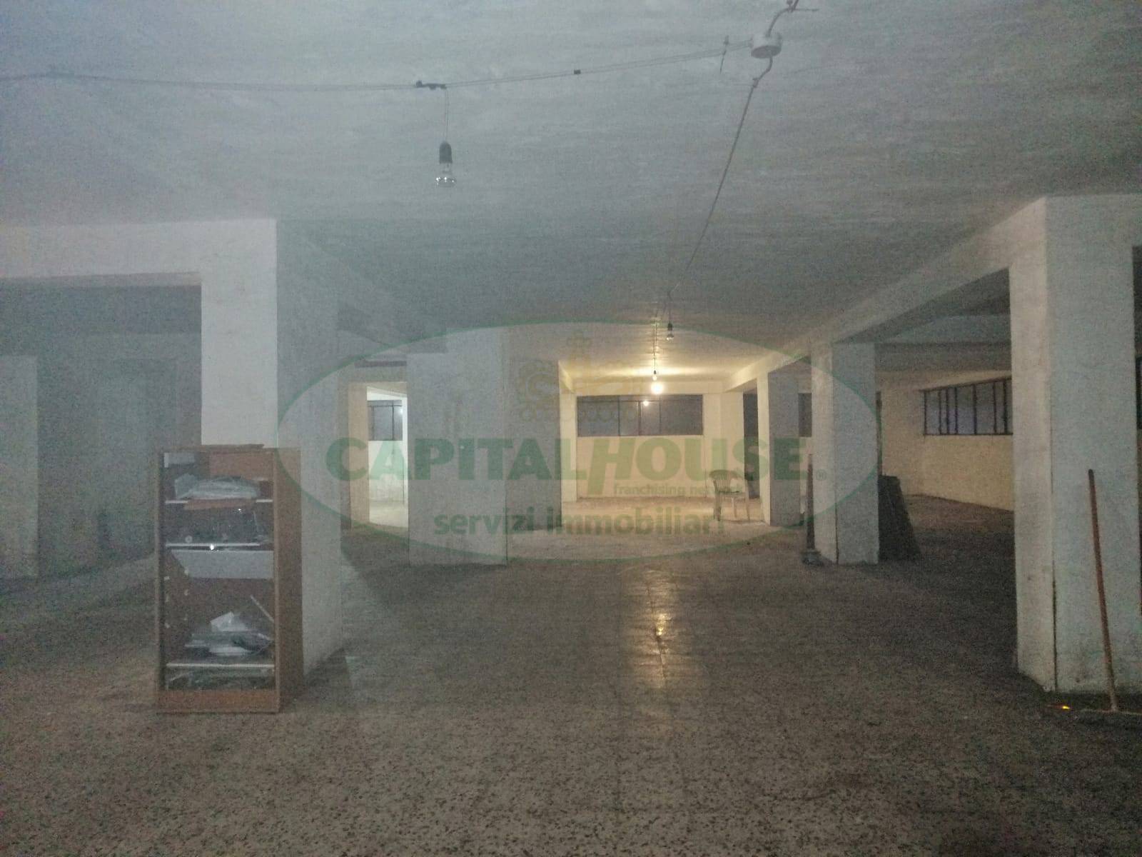 Commerciale in affitto a Baronissi