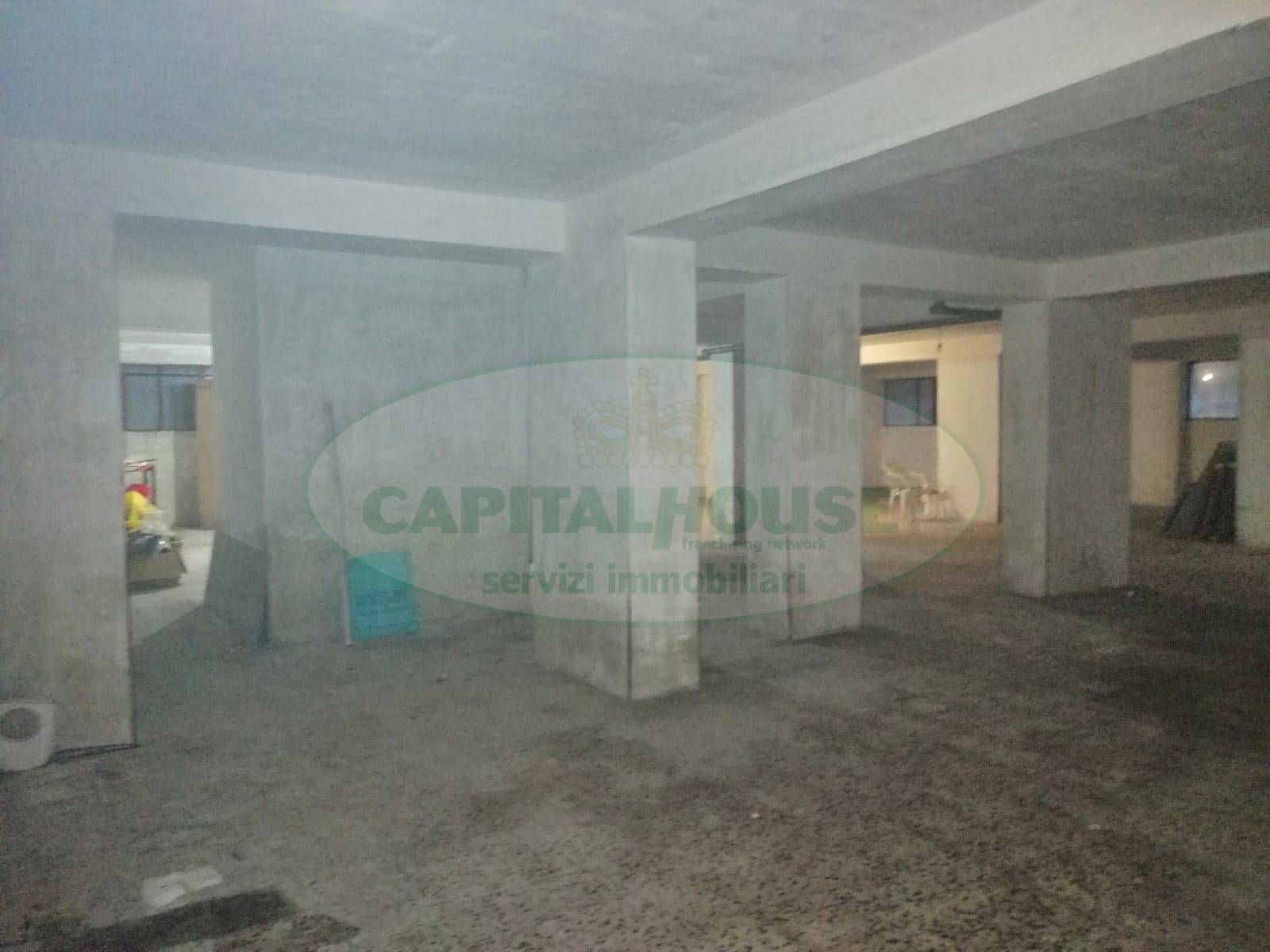 Commerciale in affitto a Baronissi