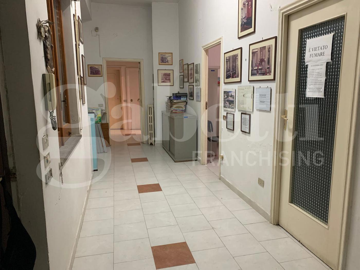 Ufficio in affitto a Napoli